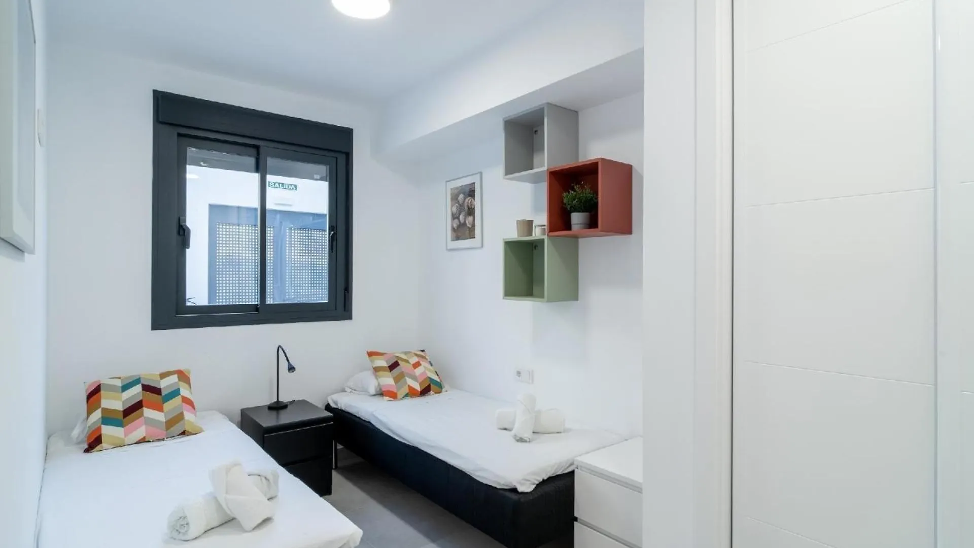 アパート Ferienwohnung Fuer 6 Personen Ca 120 Qm In Nerja, Andalusien Costa Del Sol スペイン