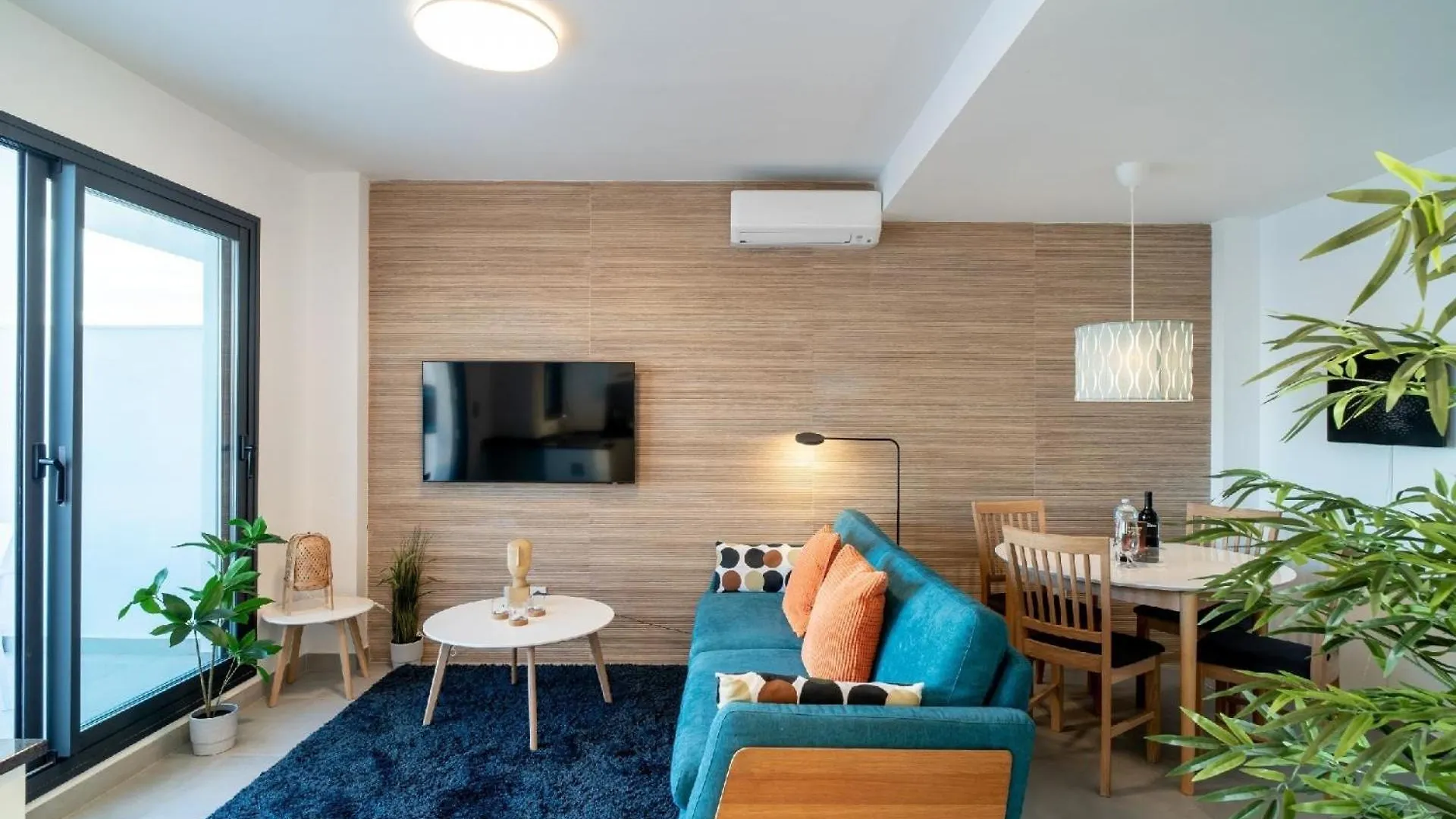 Ferienwohnung Fuer 6 Personen Ca 120 Qm In Nerja, Andalusien Costa Del Sol 0*, ネルハ
